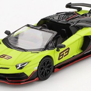 Modellino auto scala 1:64 Mini GT  LAMBORGHINI AVENTADOR SVJ 63 ROADSTER 2022 VERDE SHOCK 1:64 modellismo statico collezione