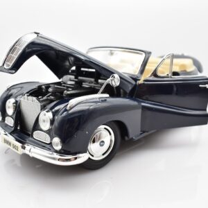 Modellino auto scala 1:18 BMW 502 diecast modellismo da collezione