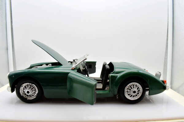 Modellino auto scala 1:16 MGA T win-cam polistil diecast modellismo da collezione - Image 2