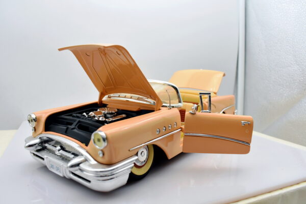 Modellino auto scala 1:18 Buick century diecast modellismo da collezione - Image 3