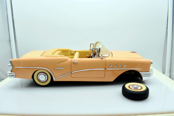 Modellino auto scala 1:18 Buick century diecast modellismo da collezione - Image 5