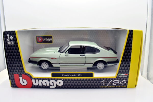 Modellino auto scala 1:24 Ford capri Burago diecast modellismo da collezione - Image 2