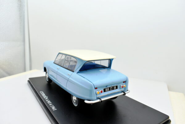 Modellino auto scala 1:24 citroen AMI 6 diecast collezione modellismo - Image 4