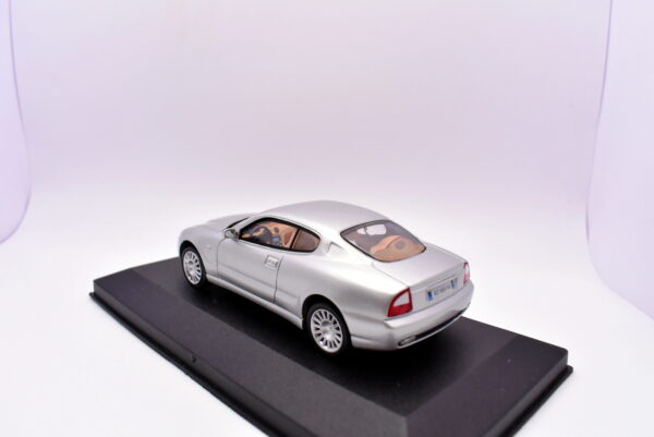 Modellino auto scala 1:43 Maserati coupe cambiocorsa modellismo statico da collezione diecast - Image 4