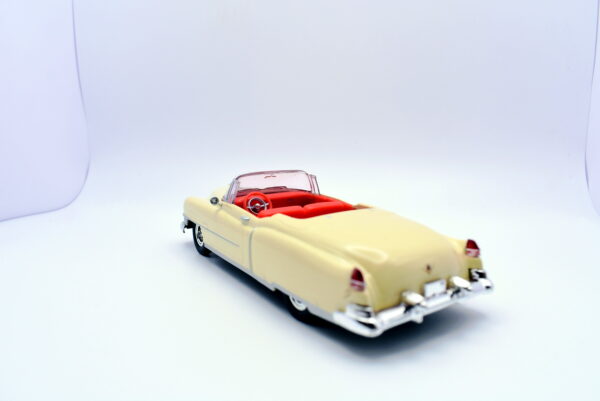 Modellino auto scala 1:43 Cadillac eldorado modellismo statico da collezione diecast - Image 4