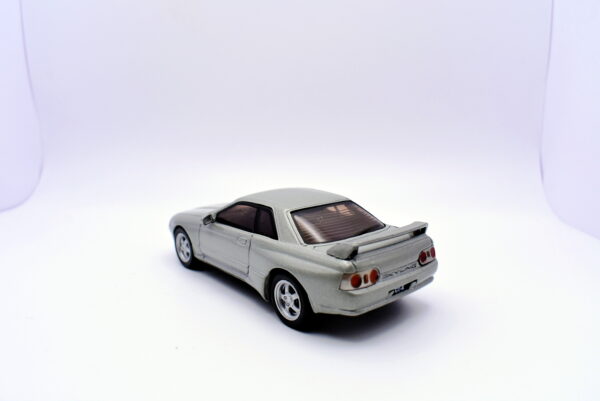 Modellino auto scala 1:43 Nissan skyline GTR modellismo statico da collezione diecast - Image 4