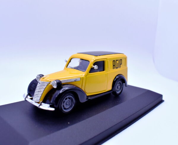 modellino auto Fiat 1100 furgone AGIP scala 1:43 brumm modellismo