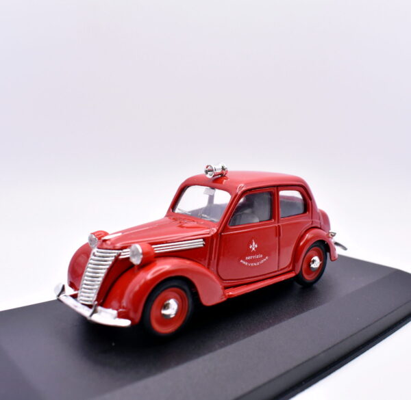 Modellino auto scala 1:43 Fiat 1100E Versione vigli del fuoco Brumm diecast modellismo statico