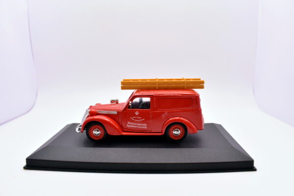Modellino auto scala 1:43 Fiat 1100 Furgone vigli del fuoco Brumm diecast modellismo statico - Image 2