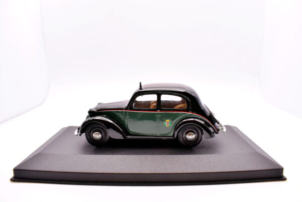 Modellino auto scala 1:43 Fiat 1100 taxi di milano Brumm diecast modellismo statico - Image 2