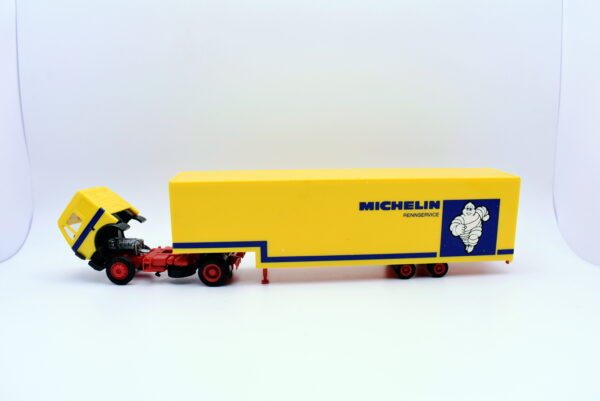 modellino camion scala 1:87 Herpa mercedes michelin modellismo da collezione - Image 3
