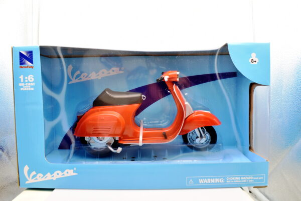 Modellini vespa 50 SPECIAL scala 1:18 modellismo da collezione - Image 2