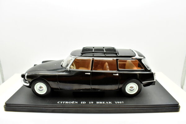 Modellino auto scala 1:24 Citroen ID 19 BREAK diecast collezione modellismo - Image 2