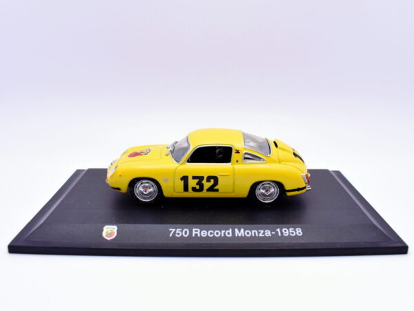 Modellino auto FIAT ABARTH 750 RECORD 1:43 diecast modellismo collezione ixo