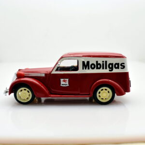 modellino auto Fiat 1100e furgone mobilgas veicoli commerciali epoca 1:43 brumm