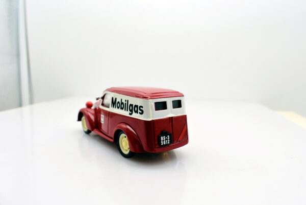 modellino auto Fiat 1100e furgone mobilgas veicoli commerciali epoca 1:43 brumm - Image 3