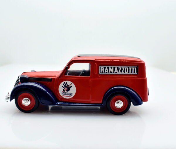 modellino auto Fiat 1100e furgone ramazzotti veicoli pubblicitari epoca 1:43 brumm
