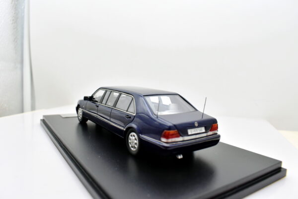 Modellino auto scala 1:43 mercedes benz W 140 S600L pullman NEO diecast modellismo statico - Image 5