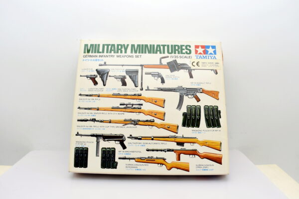 Modellino kit di montaggio soldati figure militari german infantry weapons set 1:35