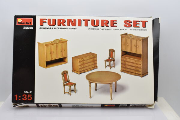 Modellino kit di montaggio diorami FURNITURE SET scala 1:35 modellismo