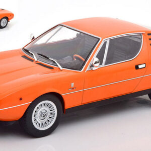 Modellino auto scala 1:18 ALFA ROMEO MONTREAL 1970 ORANGE diecast modellismo statico