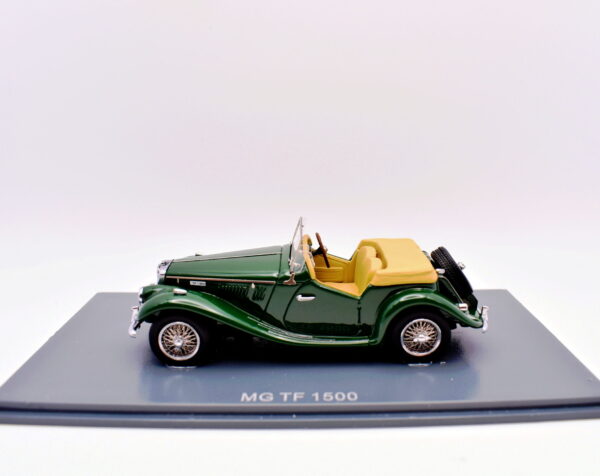Modellino auto scala 1:43 MG TF 1500 Neo modellismo da collezione