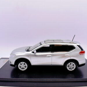 Modellino auto scala 1:43 Nissan X trail diecast modellismo da collezione