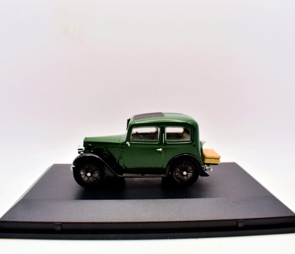 Modellino auto scala 1:43 Austin ruby saloon modellismo statico epoca collezione car
