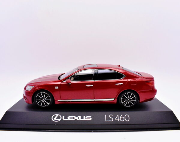 Modellino Auto Scala 1:43 Lexus LS 460 Kyosho modellismo statico