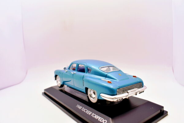 Modellino auto 1:43 tucker torpedo collezione modellismo statico - Image 4