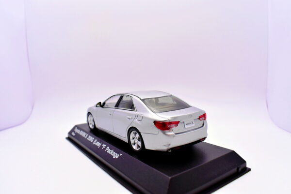 Modellino Auto Scala 1:43 Toyota mark X 250G Kyosho modellismo statico - Image 5