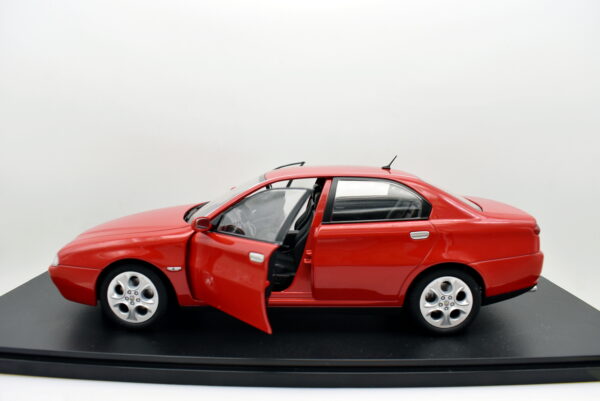 Modellino auto 1:18 Alfa Romeo 166 3.0 V6 diecast modellismo - Image 3