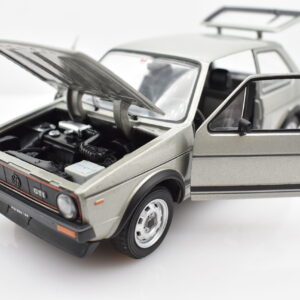 Modellino auto scala 1:24 VOLKSWAGEN VW GOLF GTI modellismo da collezione diecast