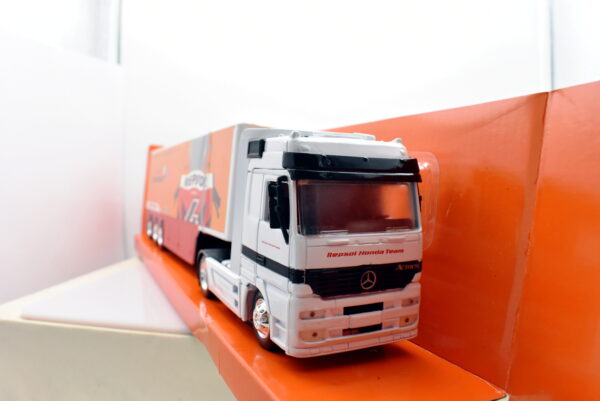 Modellino camion scala 1:43 MERCEDES ACTROS TEAM HONDA DOVIZIOSO truck modellismo statico - Image 4