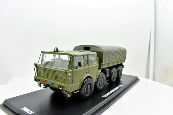 Modellino camion scala 1:43 Tatra 813 8x8 kolos modellismo statico ixo - Image 3