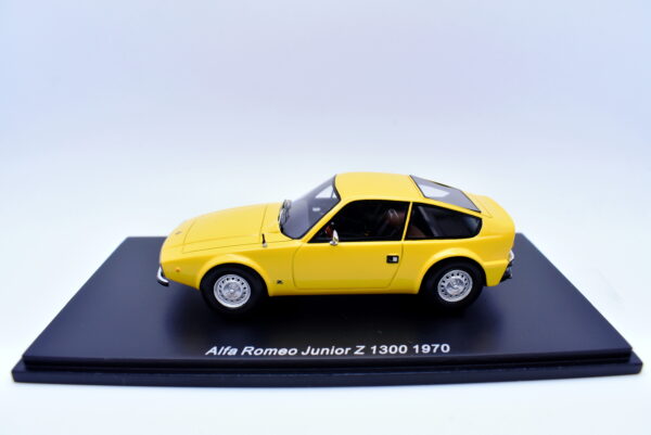 Modellino auto scala 1:43 Alfa romeo junior Z modellismo statico - Image 3
