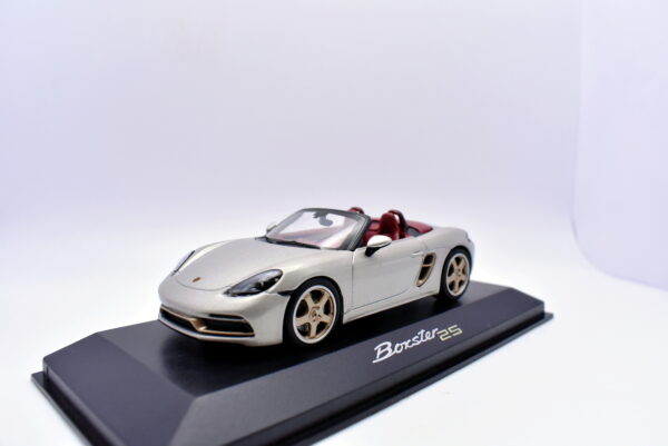 Modellino auto scala 1:43 Porsche boxster 25 diecast modellismo da collezione - Image 4