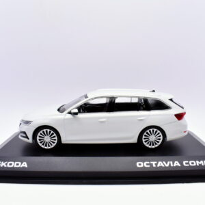 Modellino auto scala 1:43 Skoda octavia combi diecast modellismo da collezione