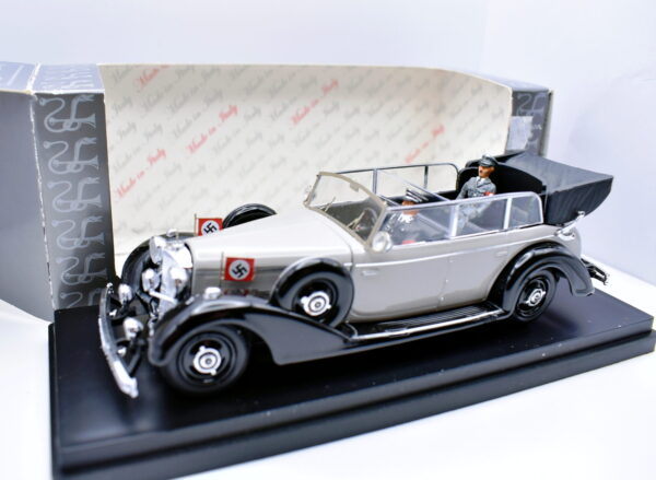 Modellino auto scala 1:43 Mercedes benz 770 con hitler Rio diecast modellismo statico