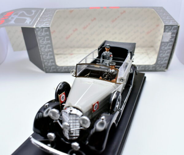 Modellino auto scala 1:43 Mercedes benz 770 con hitler Rio diecast modellismo statico - Image 4