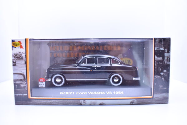 Modellino auto 1:43 Ford Vedette V8 collezione modellismo statico - Image 4