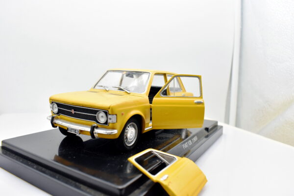 FIAT 128 modellini auto scala 1:24 quattroruote collection diecast edicola epoca - Image 3
