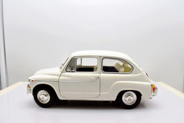 Modellino auto scala 1:18 FIAT 600 ABARTH 1000 TC diecast modellismo da collezione - Image 5