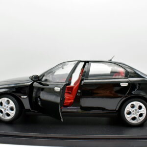 Modellino auto 1:18 Alfa Romeo 166 3.0 V6 diecast modellismo