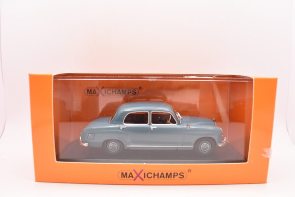 Modellino auto scala 1:43 Mercedes Benz 180 Maxichamps diecast modellismo da collezione - Image 2