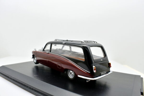 Modellino auto scala 1:43 Daimler hearse DS007 modellismo statico epoca collezione car - Image 5