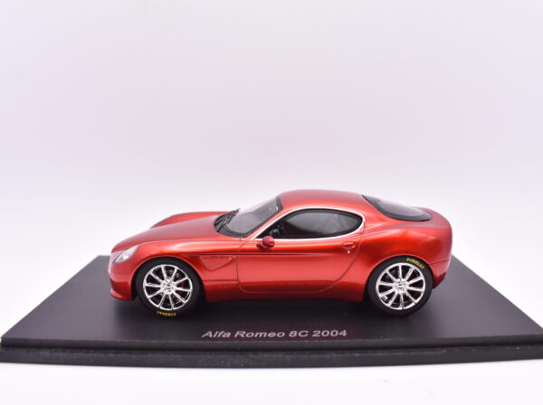 Modellino Auto Scala 1:43 Alfa romeo 8C Spark diecast modellismo statico