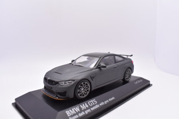 Modellino auto scala 1:43 BMW M4 GTS minichamps diecast modellismo da collezione - Image 3