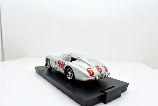 Modellino auto scala 1:43 MERCEDES 300 SLR 658 brumm diecast modellismo da collezione - Image 3