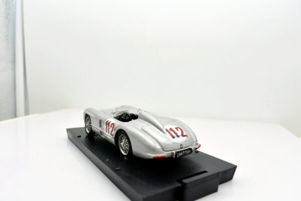 Modellino auto scala 1:43 MERCEDES W 196C brumm diecast modellismo da collezione - Image 2